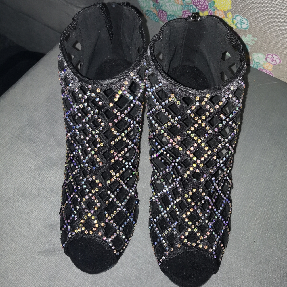 Dancing shoes - Picture 4 of 4